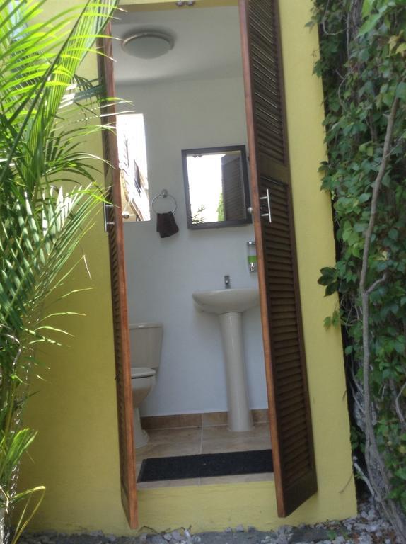 קוארנבאקאבה Villas De Brisas מראה חיצוני תמונה